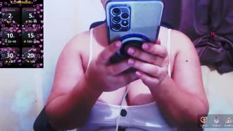 wildhotasianx online show from November 16, 11:05 pm