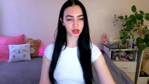 Alena online show from June 5, 6:52 am