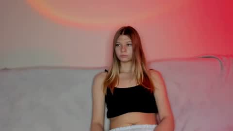 willowcut online show from July 22, 1:45 pm