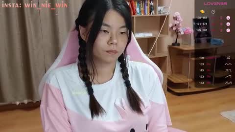 Winnie online show from September 8, 10:20 pm