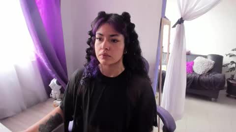 Snapshot of witchofhearts chatting on October 1, 4:01 pm Luna Violeta A r t i s t online show from October 1, 4:01 pm