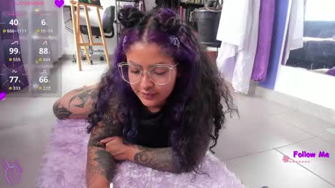     Luna Violeta  A r t i s t  online show from May 28, 6:17 pm
