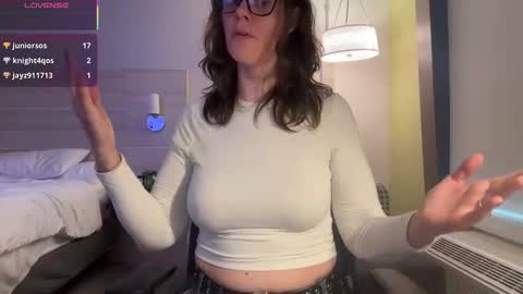 Moth online show from March 10, 2:54 pm