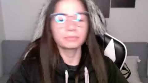 Alex online show from October 31, 3:41 am