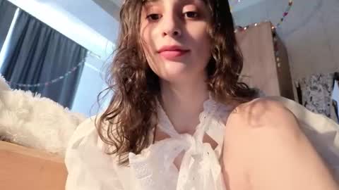 Stia online show from February 20, 11:01 am