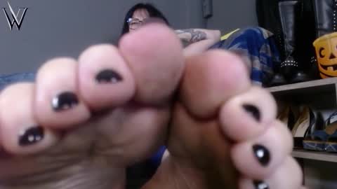 Snapshot of wonders_feet chatting on October 10, 2:55 pm Wonder online show from October 10, 2:55 pm