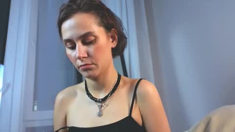 worsh1p_me online show from December 1, 2:53 pm