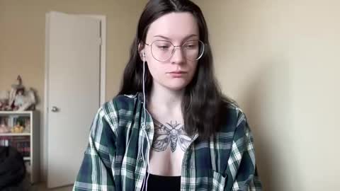 Lucina online show from January 13, 3:26 pm