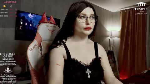 Snapshot of wounded_goddess chatting on October 3, 8:36 pm Goddess Sophy online show from October 3, 8:36 pm