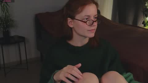 Snapshot of wow_luvng chatting on September 17, 2:04 pm Rebecy online show from September 17, 2:04 pm