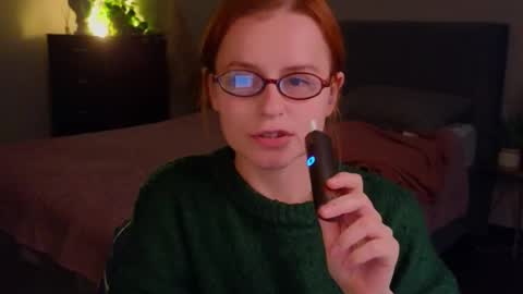 Snapshot of wow_luvng chatting on September 13, 1:52 pm Rebecy online show from September 13, 1:52 pm