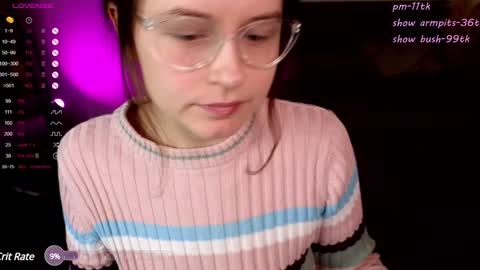 Snapshot of wow_luvng chatting on December 19, 3:08 pm Rebecy online show from December 19, 3:08 pm