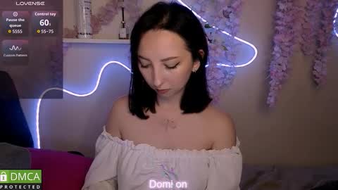 Sue online show from March 22, 5:57 am