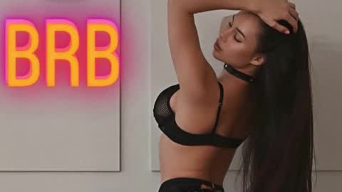 Emi online show from September 29, 8:36 pm