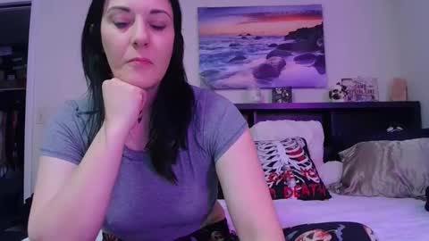 Crystal Lake online show from December 2, 6:48 am