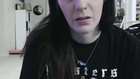 Snapshot of wrenleigh chatting on January 16, 5:32 am Crystal Lake online show from January 16, 5:32 am