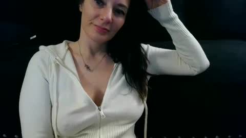 Snapshot of wrenleigh chatting on September 30, 6:08 am Crystal Lake online show from September 30, 6:08 am