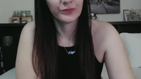 Snapshot of wrenleigh chatting on January 21, 6:00 am Crystal Lake online show from January 21, 6:00 am