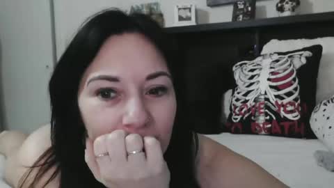 Snapshot of wrenleigh chatting on February 16, 11:26 pm Crystal Lake online show from February 16, 11:26 pm