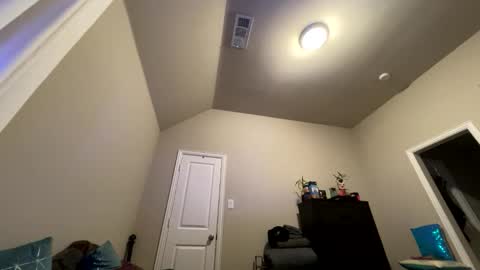 Wynter Heat online show from November 9, 2:29 am