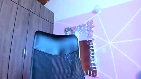 XALLYSONX online show from March 5, 11:38 am