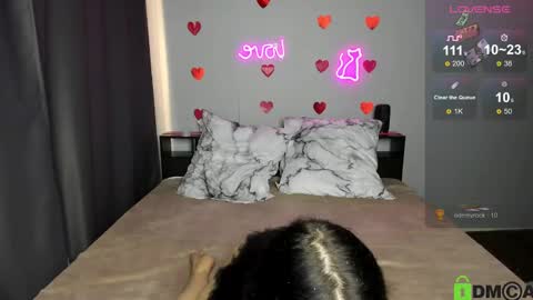 Snapshot of xangel_bunny_x chatting on February 20, 9:22 am Lola online show from February 20, 9:22 am