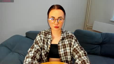 Alice online show from May 21, 11:19 am