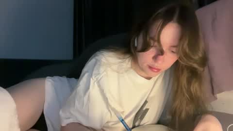 Snapshot of xcharliesa chatting on February 7, 8:20 pm xcharliesa online show from February 7, 8:20 pm