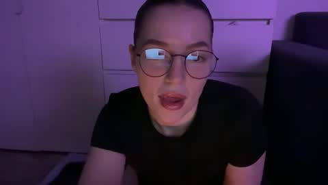 Snapshot of xcharliesa chatting on February 6, 7:29 pm xcharliesa online show from February 6, 7:29 pm