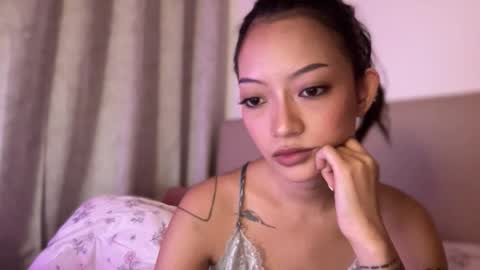 Sachi Cy online show from January 9, 8:19 am