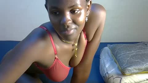 xeenah online show from March 7, 7:32 pm