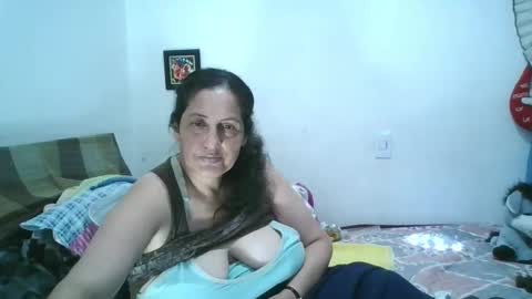 Ximena online show from February 13, 1:29 am