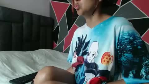 ximena suarez online show from November 3, 11:47 am