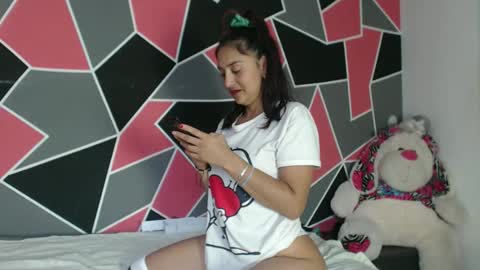 ximena suarez online show from November 7, 3:17 pm