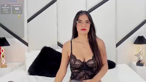 ximenacosta online show from June 17, 12:17 pm