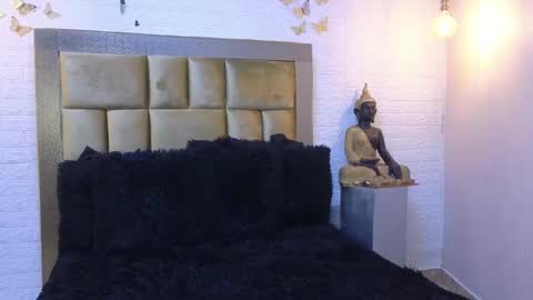 ximena online show from March 3, 12:53 pm