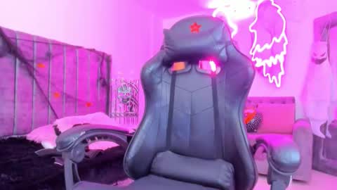 xiomara_cortes online show from October 27, 8:58 pm