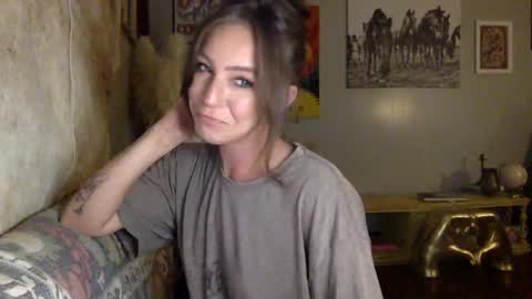 Snapshot of xlacyy chatting on September 9, 3:17 am xLacyy online show from September 9, 3:17 am