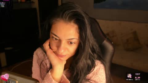 Snapshot of xlaracroftx chatting on December 26, 1:18 am Lara online show from December 26, 1:18 am