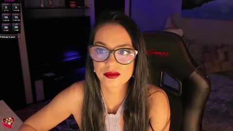 Snapshot of xlaracroftx chatting on December 5, 9:50 pm Lara online show from December 5, 9:50 pm