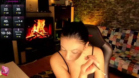 Snapshot of xlaracroftx chatting on March 7, 9:17 pm Lara online show from March 7, 9:17 pm