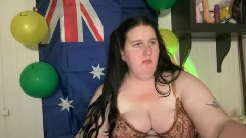 xopeachybaby online show from July 1, 10:26 am