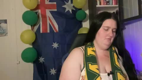 xopeachybaby online show from July 7, 7:23 am