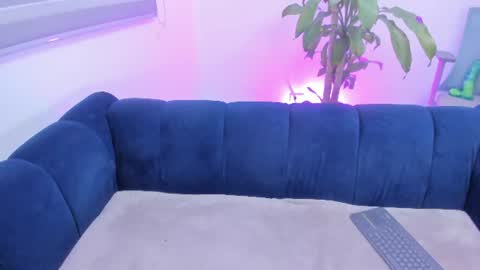 xoxo_angel online show from June 26, 9:05 pm