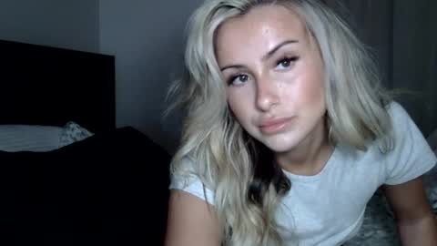 Lacey Loo online show from July 23, 11:46 pm
