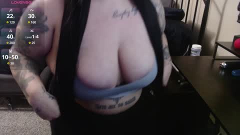 Snapshot of xrileyschembri chatting on December 29, 1:45 am xorileyschembri online show from December 29, 1:45 am