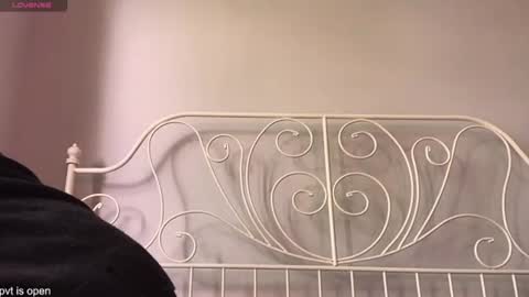 Lily online show from July 8, 11:45 am