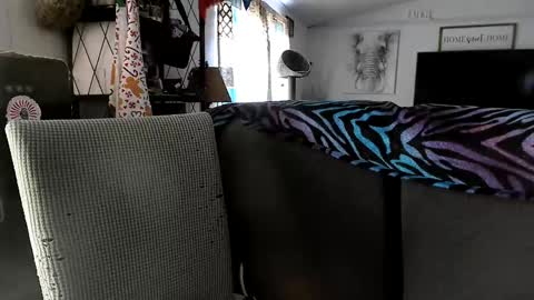 Snapshot of xxdana chatting on January 30, 8:10 pm Deezy online show from January 30, 8:10 pm