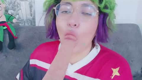 xxgreengoodxx online show from June 5, 7:53 pm