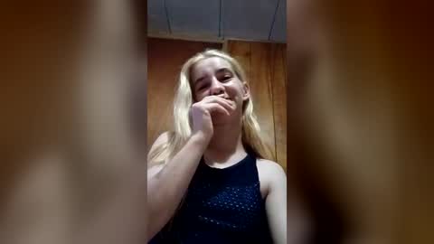 xxjessiebugxx online show from July 17, 3:55 am